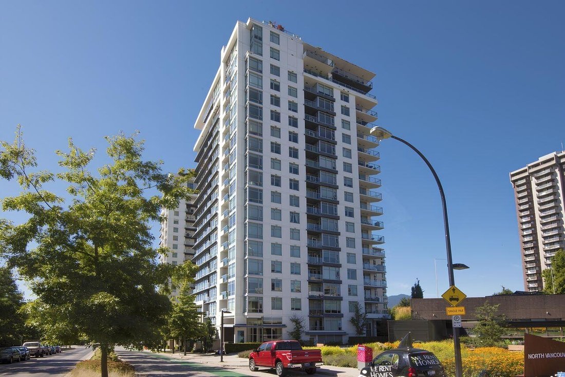 House in North Vancouver, British Columbia, Canada 1 - 18564249