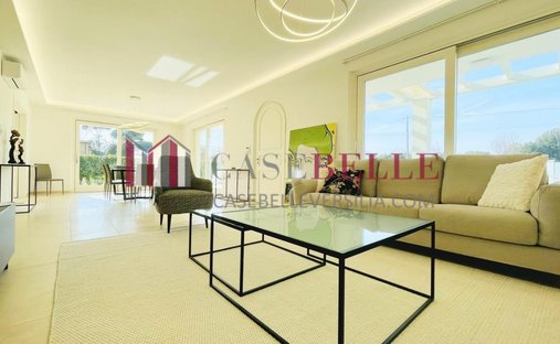 Villa in Tonfano, Pietrasanta, Italy 1