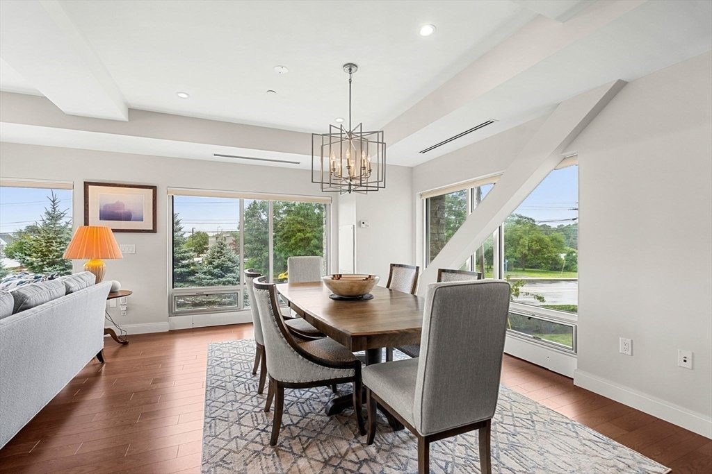 House in Beverly, Massachusetts, United States 4 - 18564074