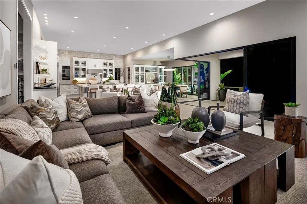 Condo in Santa Clarita, California, United States 2 - 18562269
