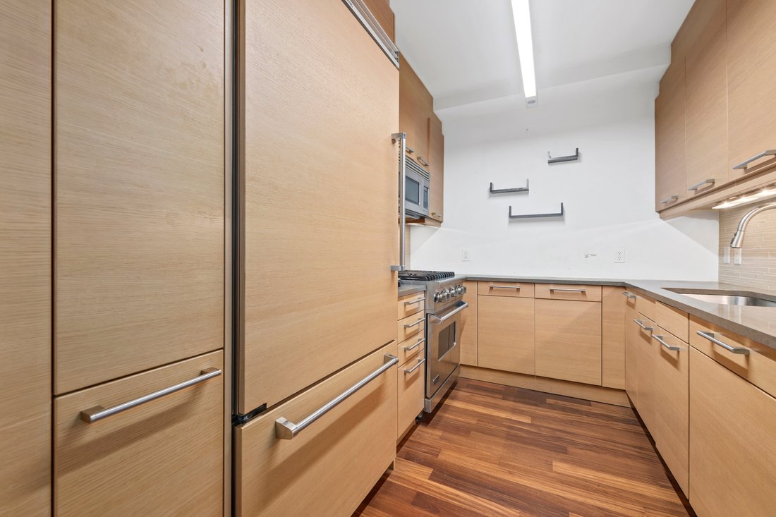 Condo in New York, New York, United States 5 - 18563083