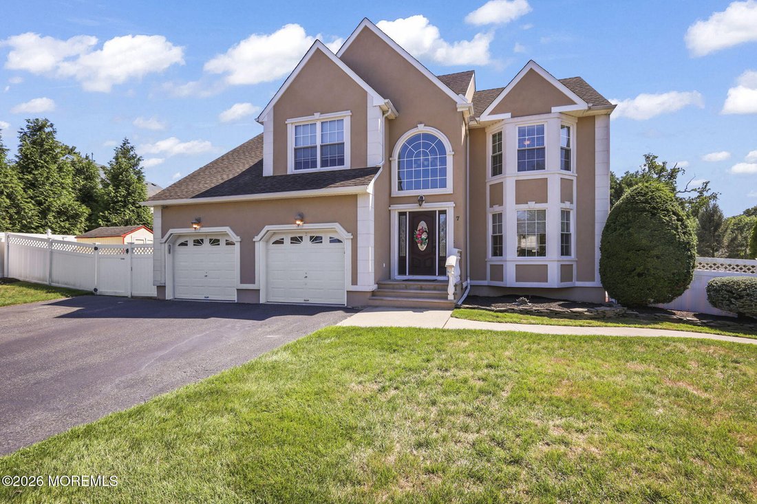 House in Hazlet, New Jersey, United States 2 - 18564914