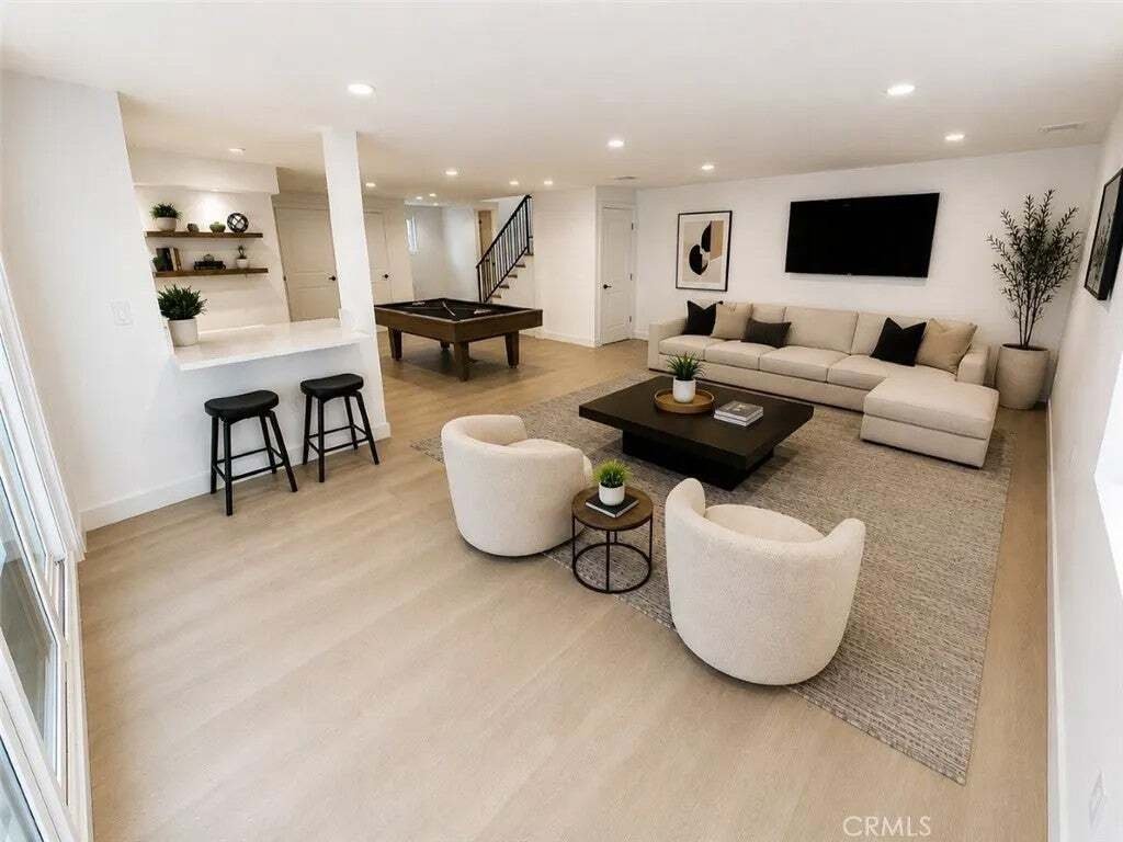 House in Burbank, California, United States 4 - 18559443