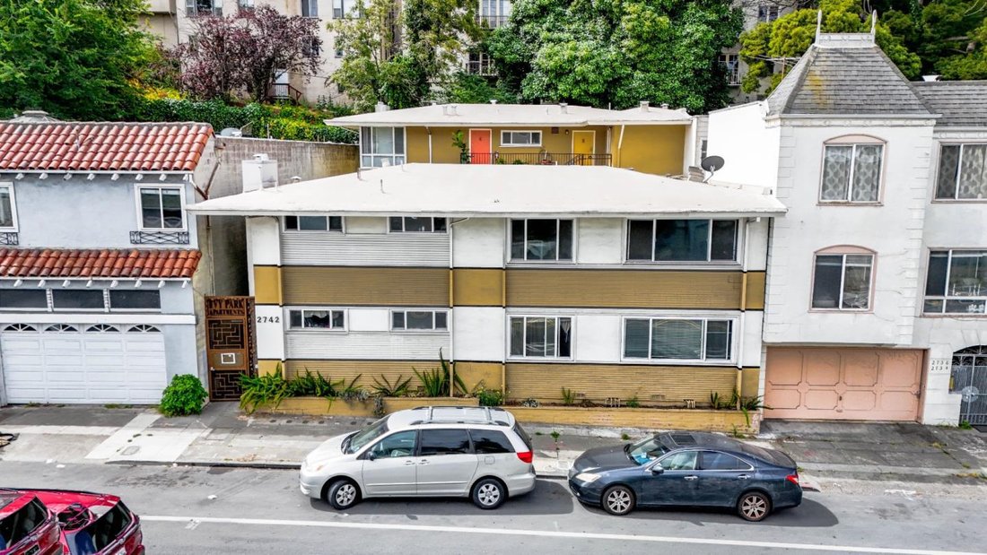 Oakland, California, United States 1 - 18561547