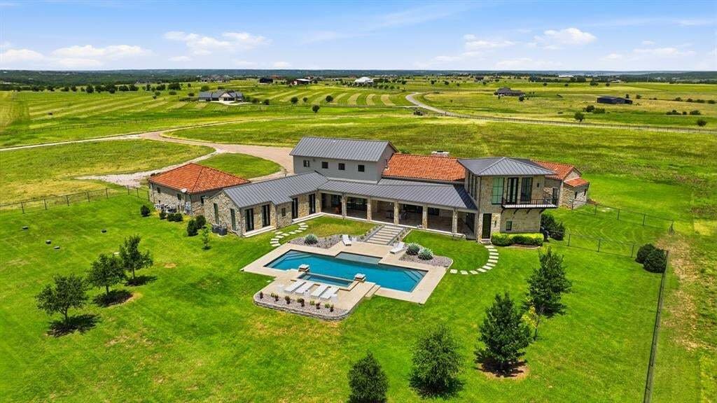 House in Crowley, Texas, United States 1 - 18559488