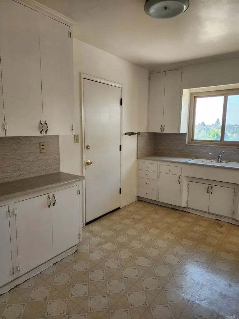 House in San Diego, California, United States 5 - 18559359