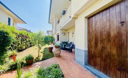 Villa in Historic Center, Lucca, Tuscany 1