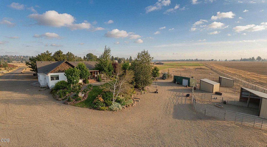 House in Madras, Oregon, United States 1 - 18561018