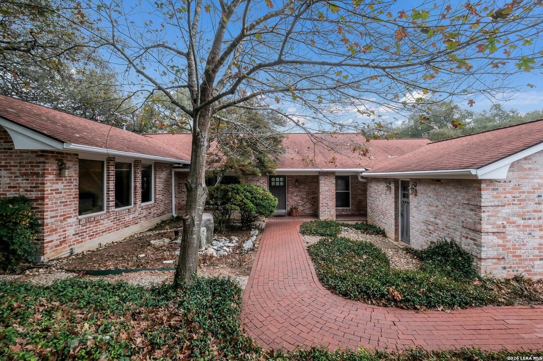 House in San Antonio, Texas, United States 3 - 18562640