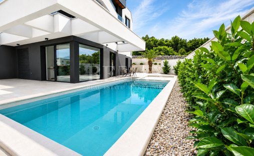 Apartment in Krk, Primorje-Gorski Kotar County, Croatia 1