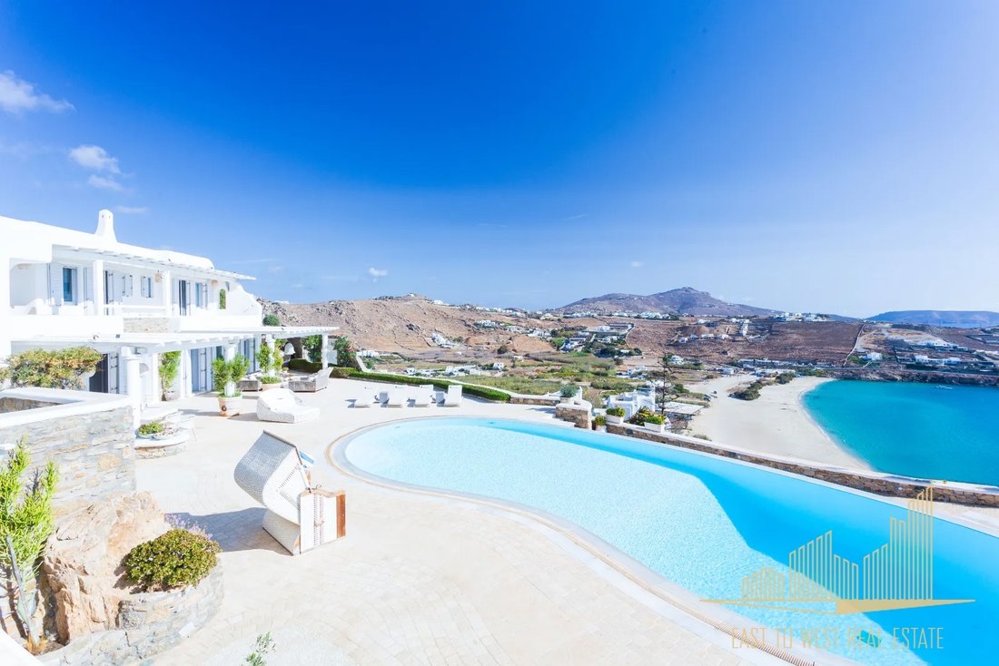 Villa in Ano Mera Community, Aegean, Greece 1 - 18559610