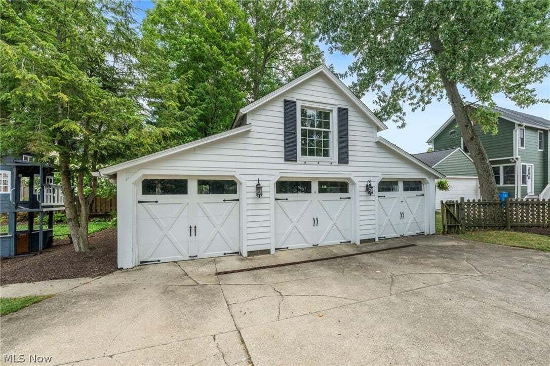 House in Novelty, Ohio, United States 3 - 18558426