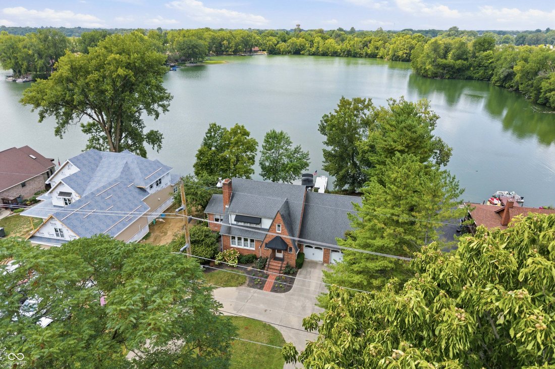 House in Shelbyville, Indiana, United States 2 - 18561093