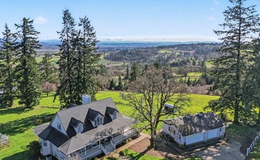 House in Turner, Oregon, United States 1