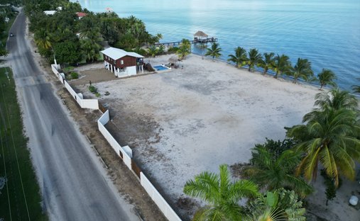 House in Seine Bight, Stann Creek District, Belize 1