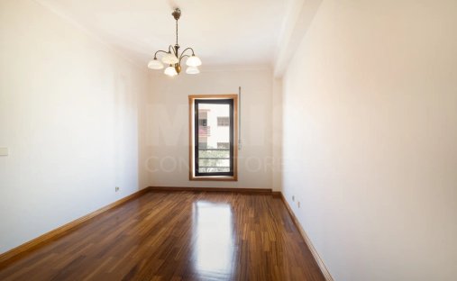 Wohnung in Algés, Lissabon, Portugal 1