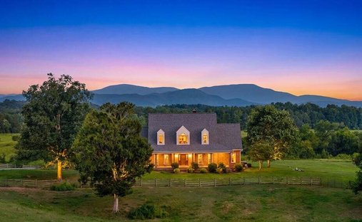House in Old Fort, Tennessee, United States 1