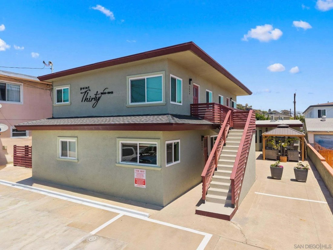 San Diego, California, United States 1 - 18565175