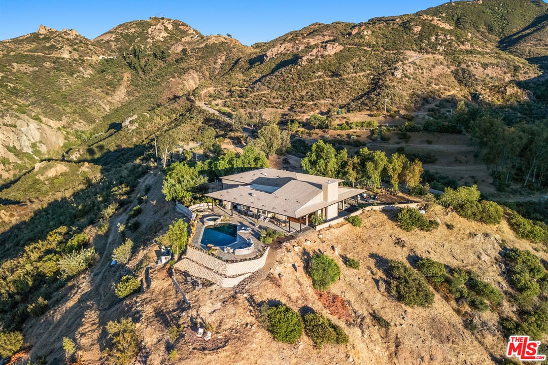 House in Agoura Hills, California, United States 1 - 18559799