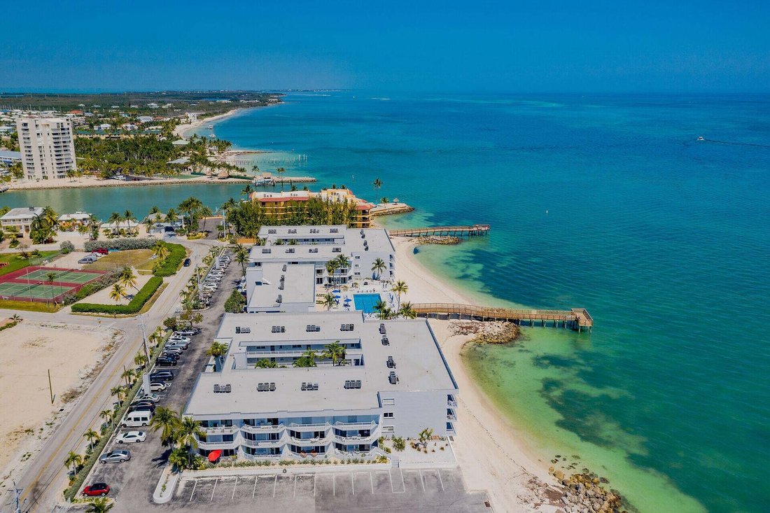Condo in Key Colony Beach, Florida, United States 3 - 18560897