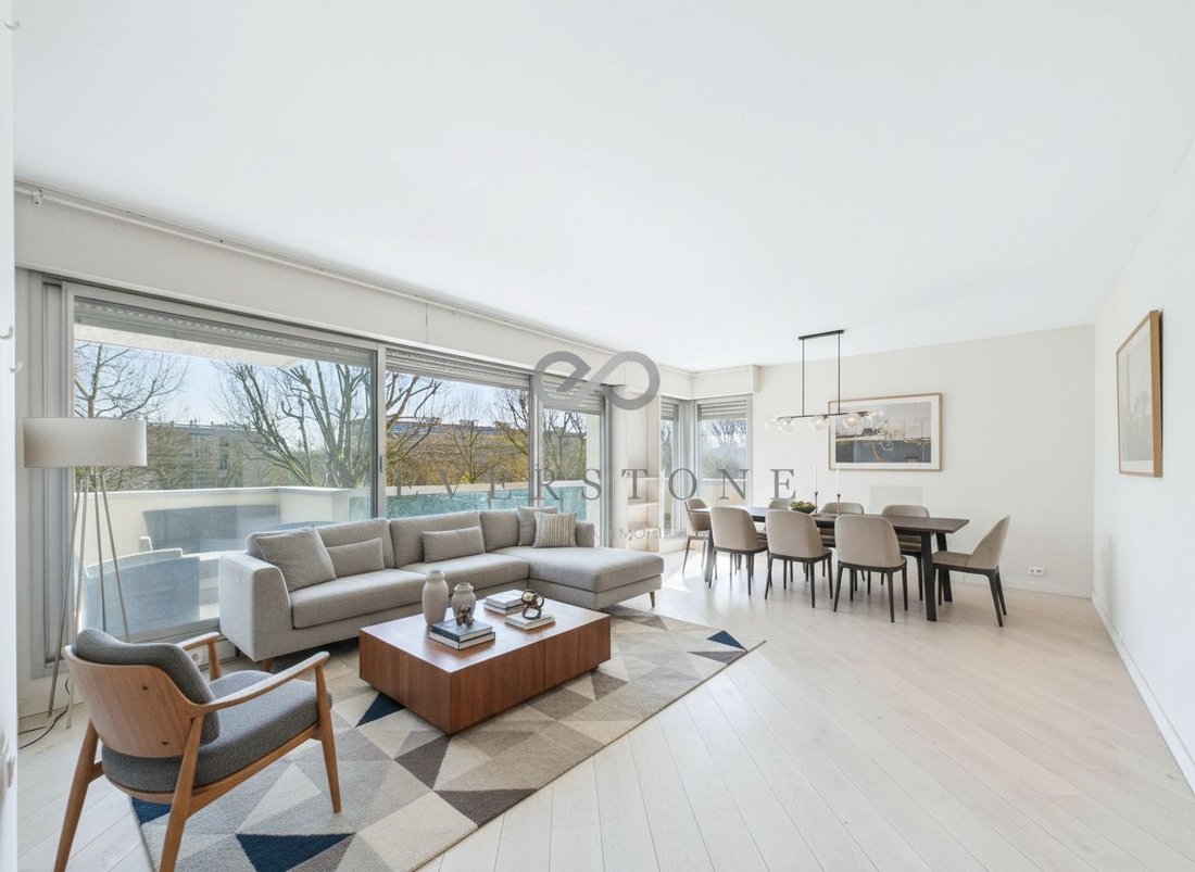 Apartment in La Plaine des Sablons, Neuilly-sur-Seine, France 3 - 18558757