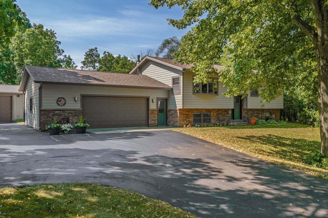 House in Prairie du Sac, Wisconsin, United States 1 - 18560928