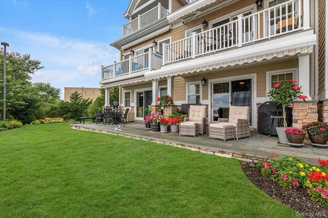 Condo in Island Park, New York, United States 5 - 18562770