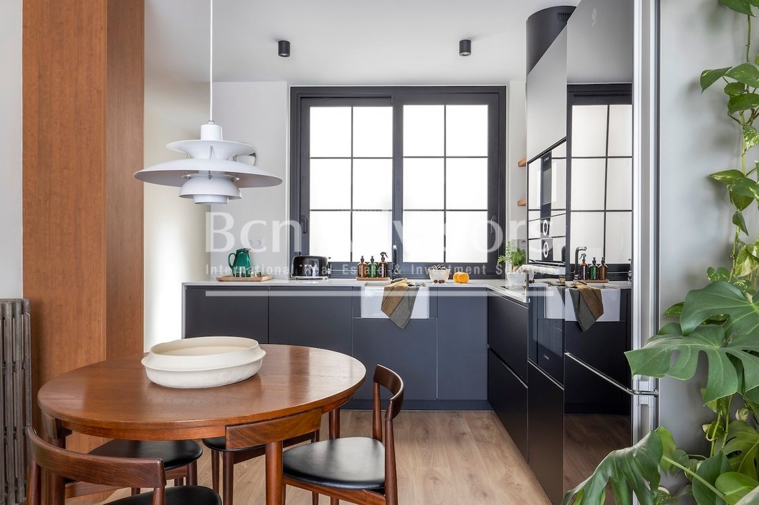 Apartment in Eixample, Barcelona, Spain 4 - 18563255