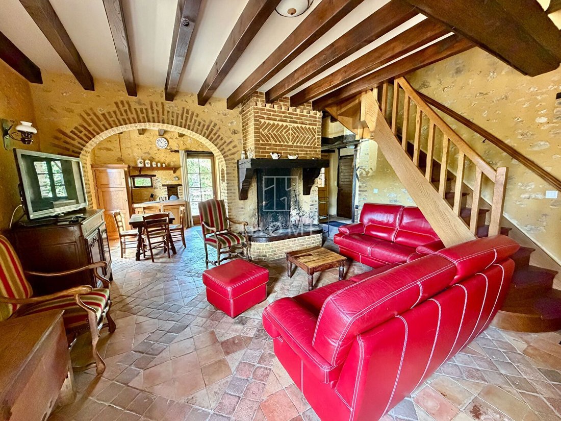 House in Semur-en-Vallon, Pays de la Loire, France 5 - 18565501