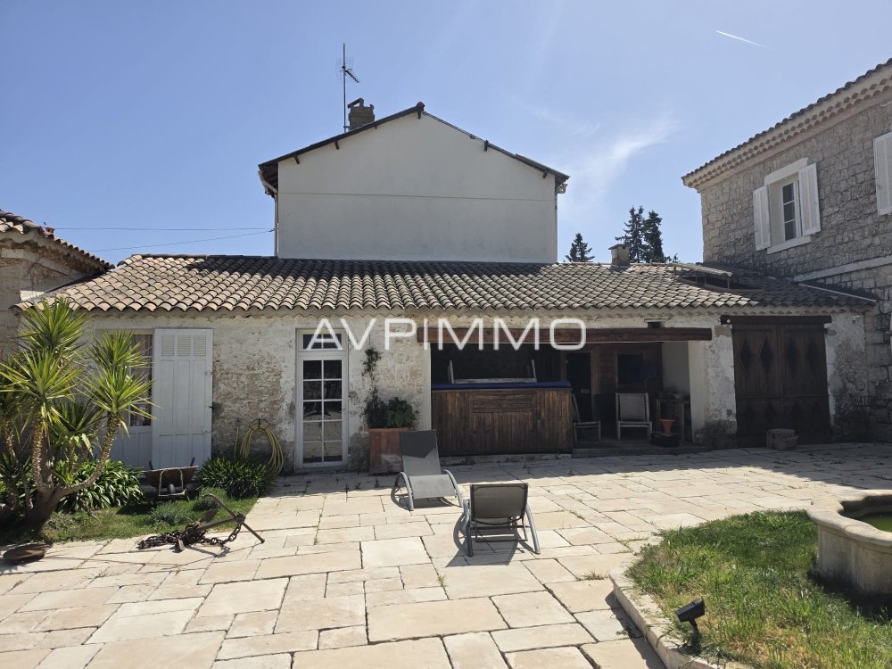 House in Le Castellet, Provence-Alpes-Côte d'Azur, France 3 - 18563155