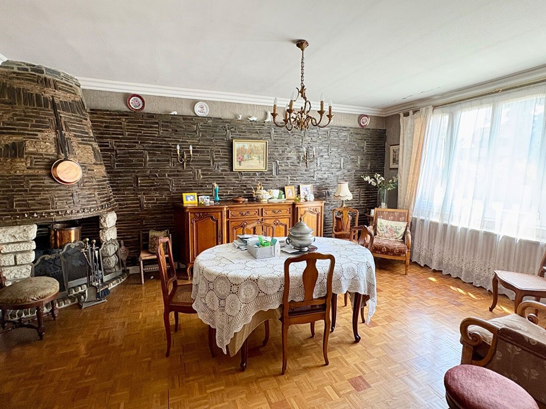 House in Centre Ville-Sarments, Châtillon, France 3 - 18558763