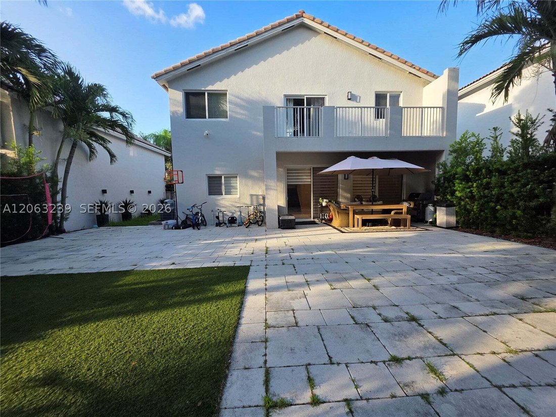 House in Doral, Florida, United States 2 - 18561969