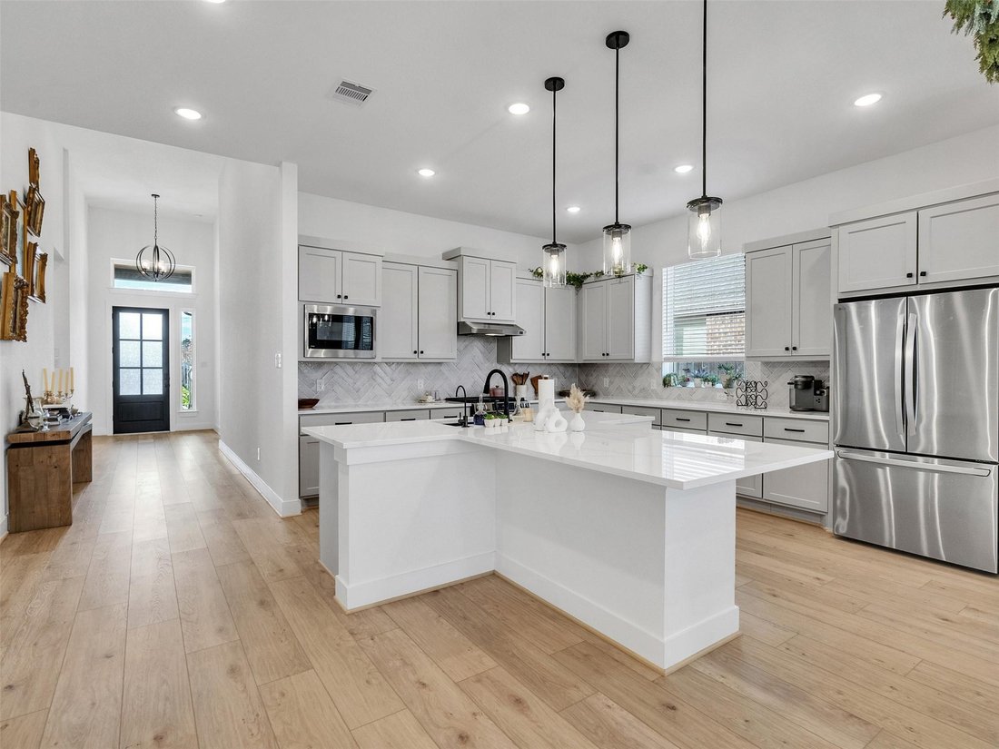 House in Spring, Texas, United States 5 - 18563020