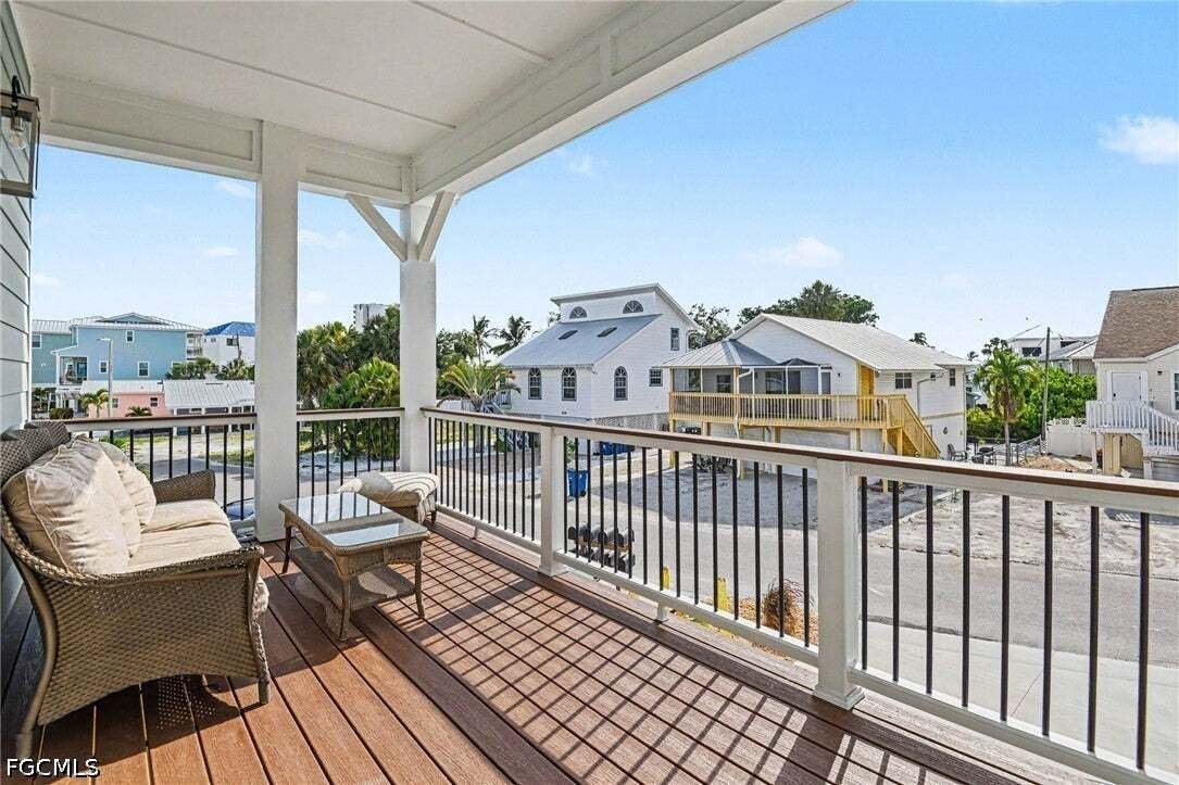 House in Fort Myers Beach, Florida, United States 3 - 18561072