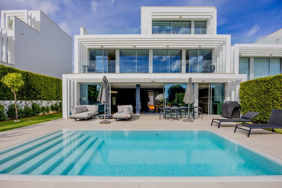 House in Sotogrande, San Roque, Andalusia 3 - 18564054