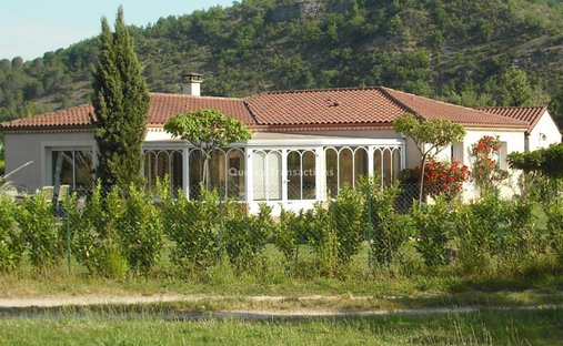 House in Luzech, Occitania, France 1