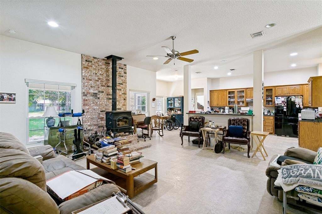 House in Fort Worth, Texas, United States 4 - 18562893