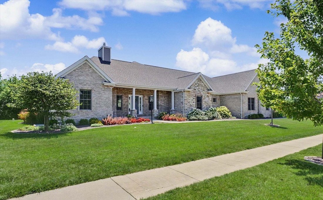 House in Savoy, Illinois, United States 3 - 18558984