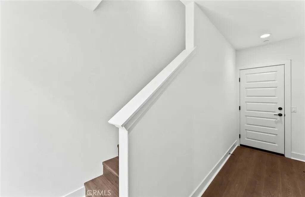 Townhouse in Burbank, California, United States 2 - 18559264