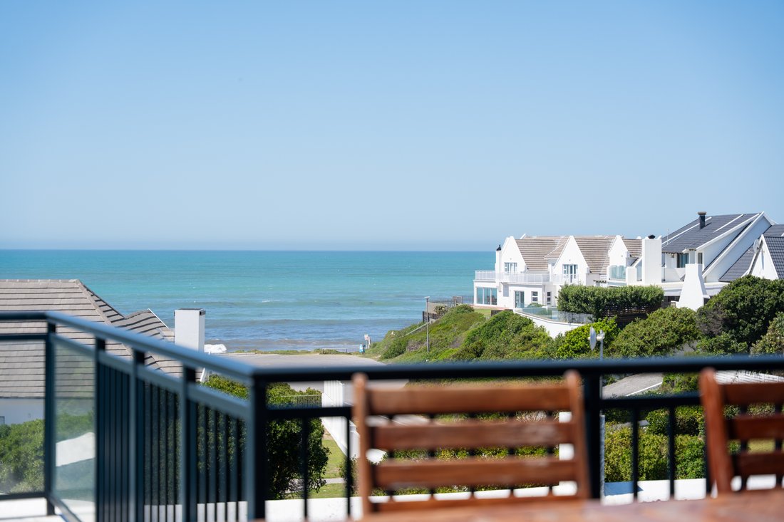 House in Saint Francis Bay, Eastern Cape, South Africa 1 - 18560293