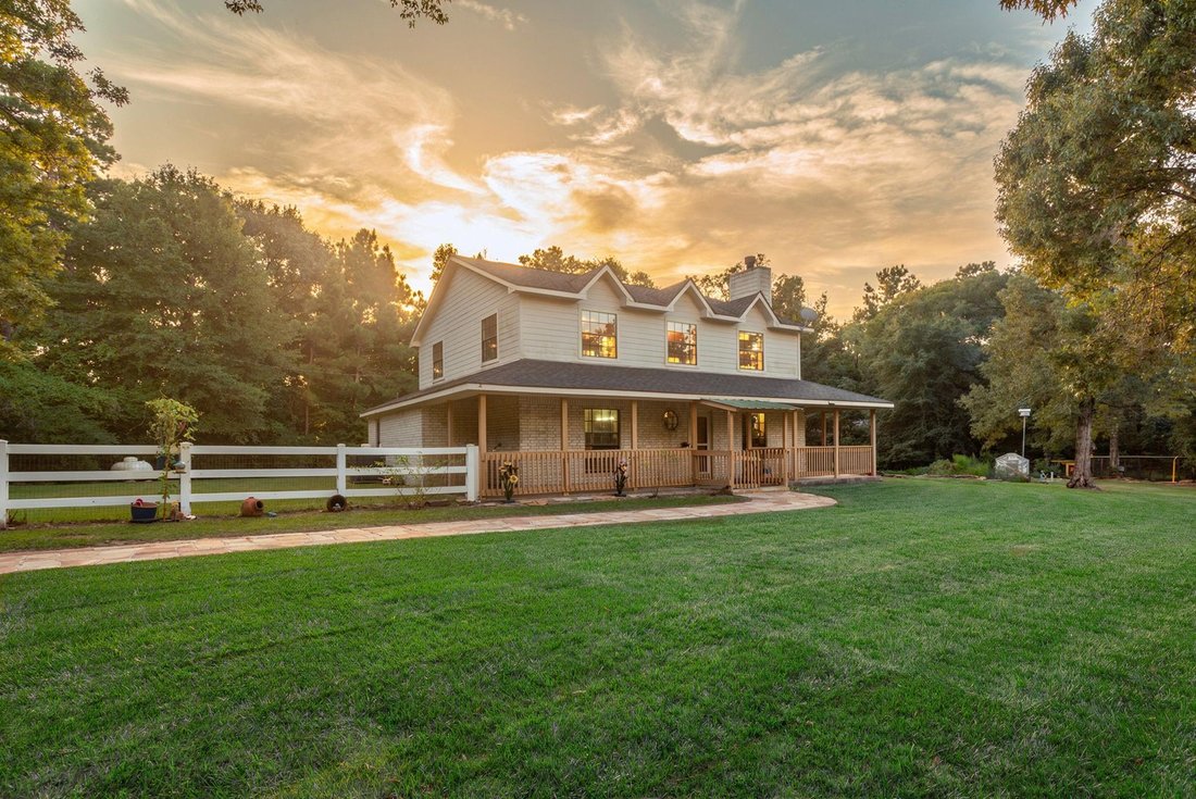House in Montgomery, Texas, United States 1 - 18565606
