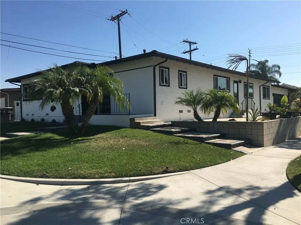 House in Signal Hill, California, United States 2 - 18565064