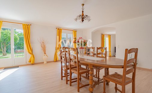 House in Livilliers, Ile-de-France, France 1