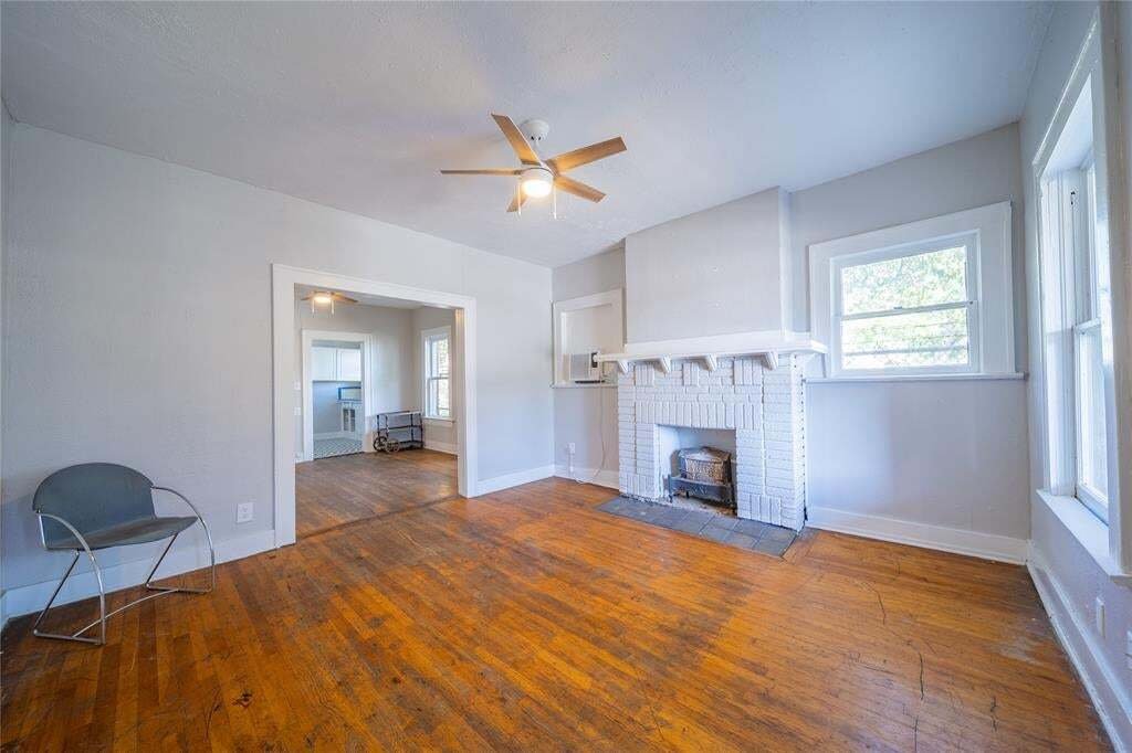 Dallas, Texas, United States 4 - 18562758
