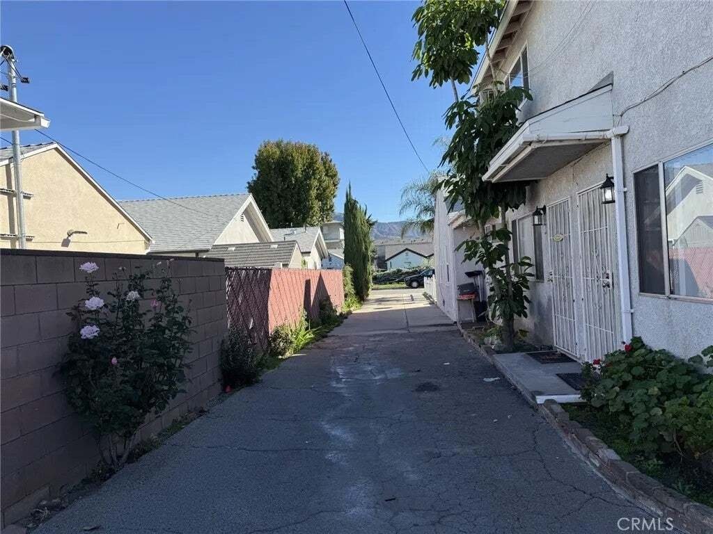 Condo in Burbank, California, United States 2 - 18559126