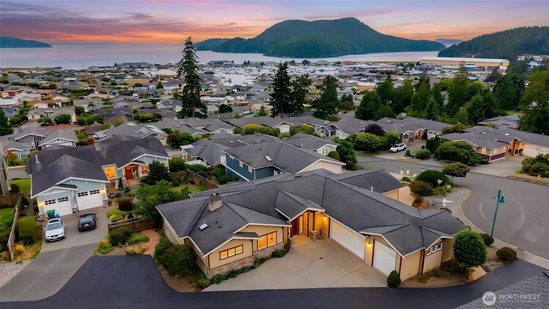 House in Anacortes, Washington, United States 1 - 18564303