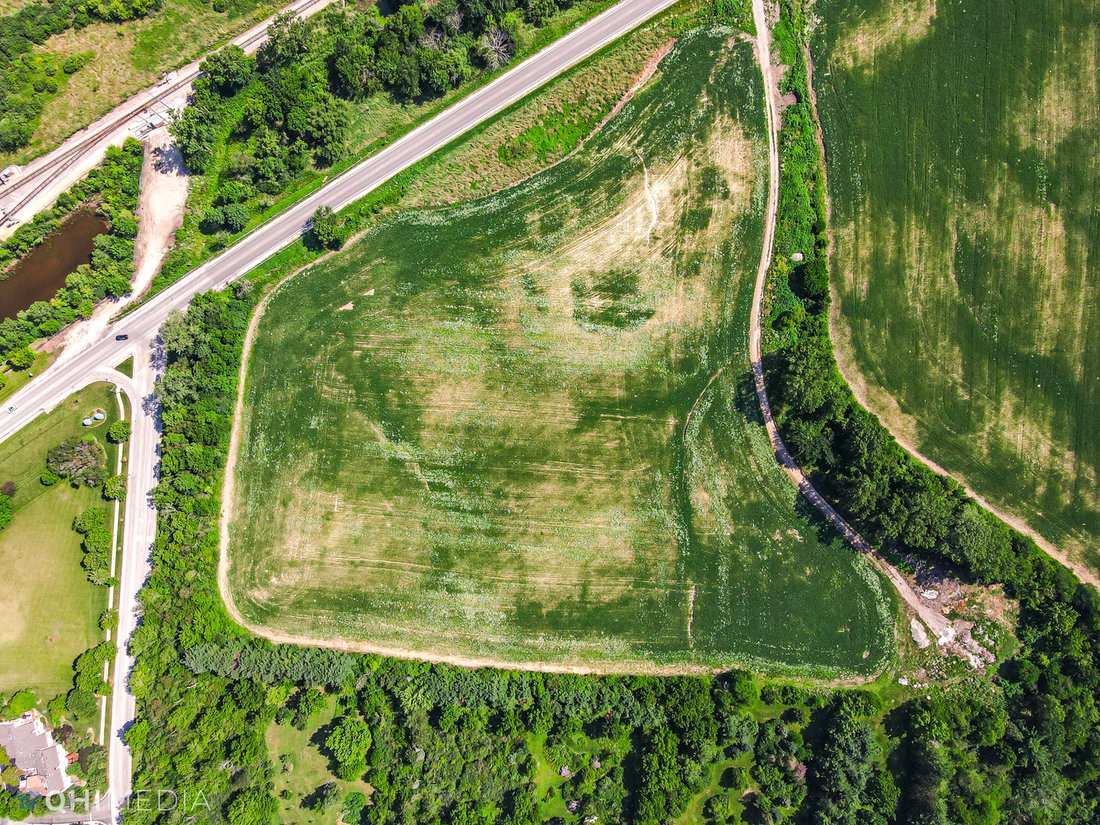 Farm Ranch in Mokena, Illinois, United States 5 - 18558822