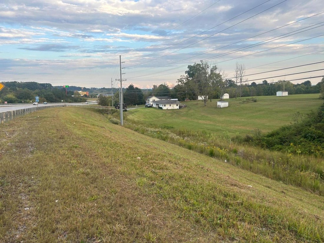 Land in Athens, Tennessee, United States 5 - 18562741