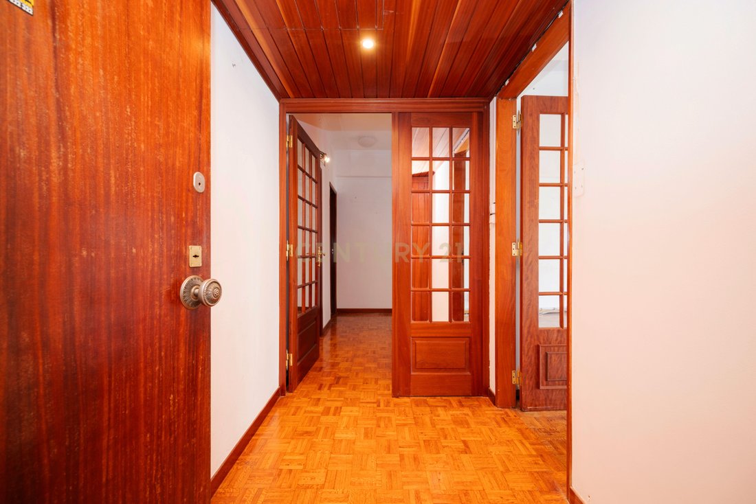 Apartment in Sao Domingos de Benfica, Lisbon, Portugal 4 - 18563150
