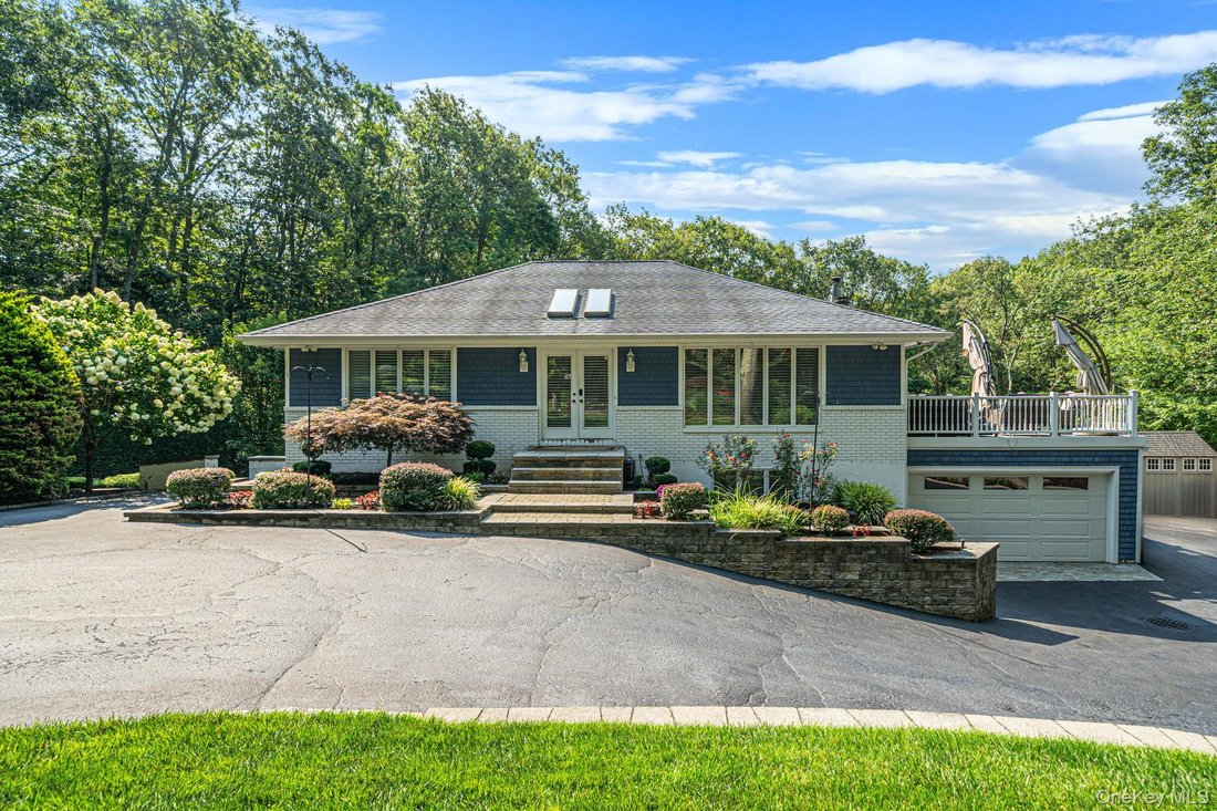 House in Port Jefferson, New York, United States 1 - 18558379